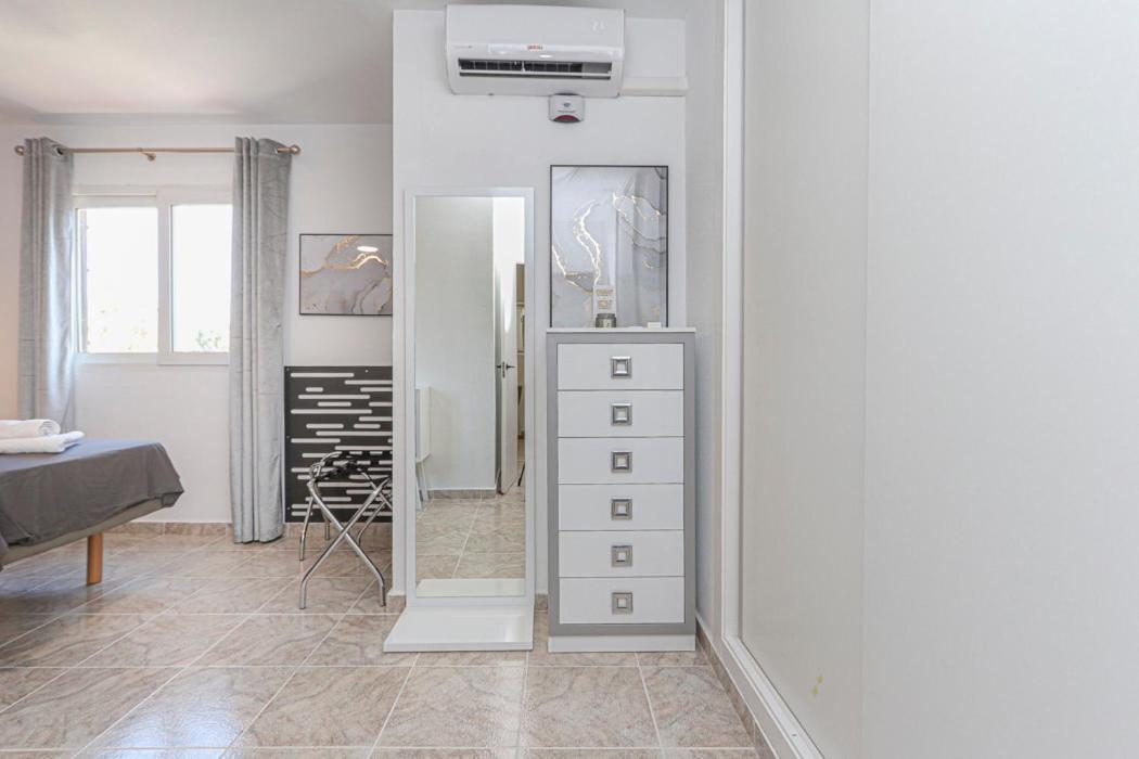Presidential Villamartin Plaza Av Brisas 67 Apartment Alicante